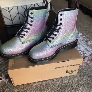 Never Worn! Dr. Martens, size 9!